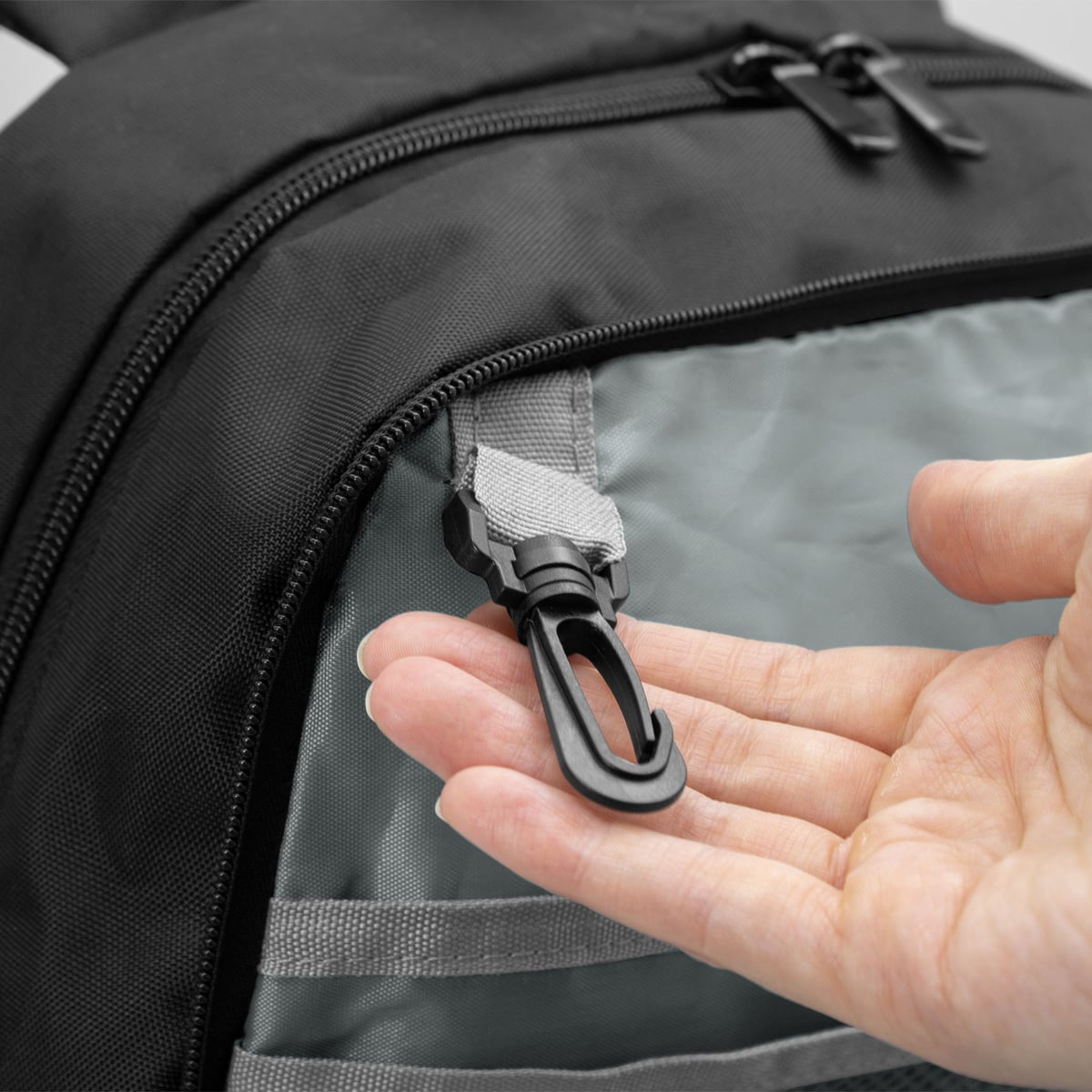 MOCHILA PLASTICO AADRVO