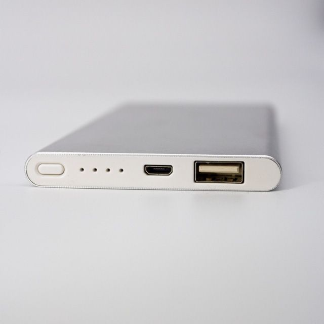 POWER BANK LAEVRA